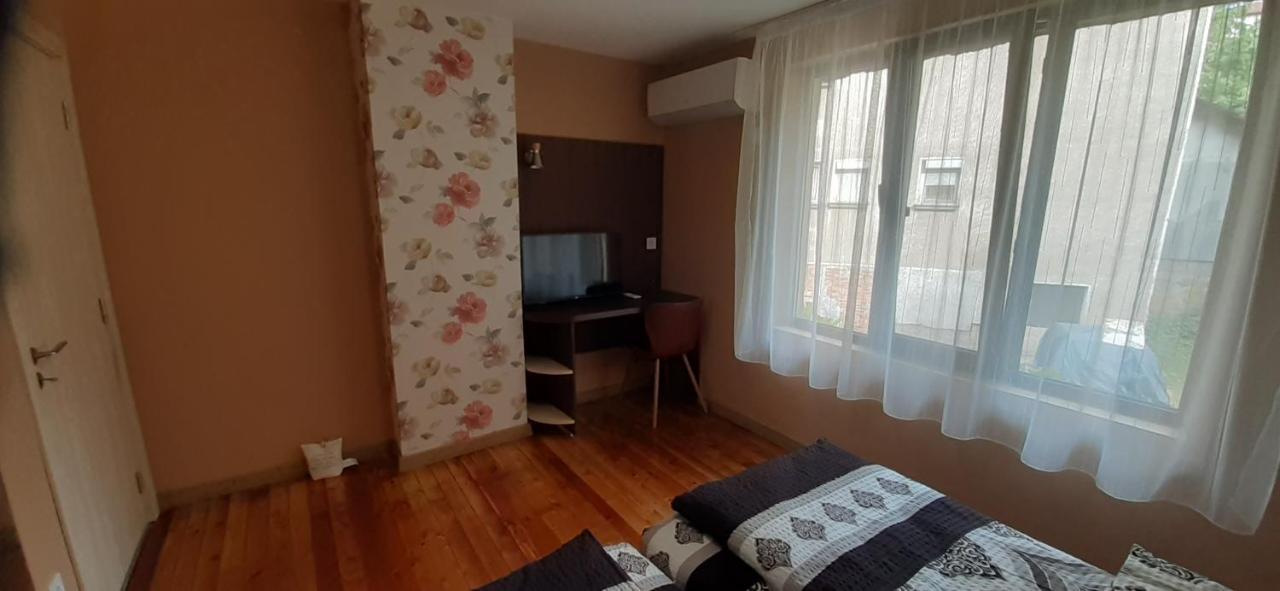 Апартамент Гето - 2 Комфорт Belogradchik Exterior photo